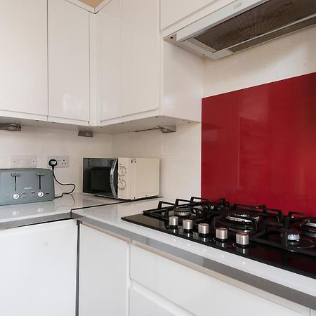 2 Bed Property, Sleeps 5, Free Parking, Near City Centre EDI Eksteriør billede
