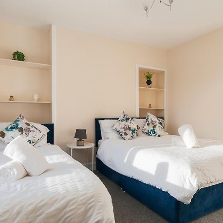 2 Bed Property, Sleeps 5, Free Parking, Near City Centre EDI Eksteriør billede